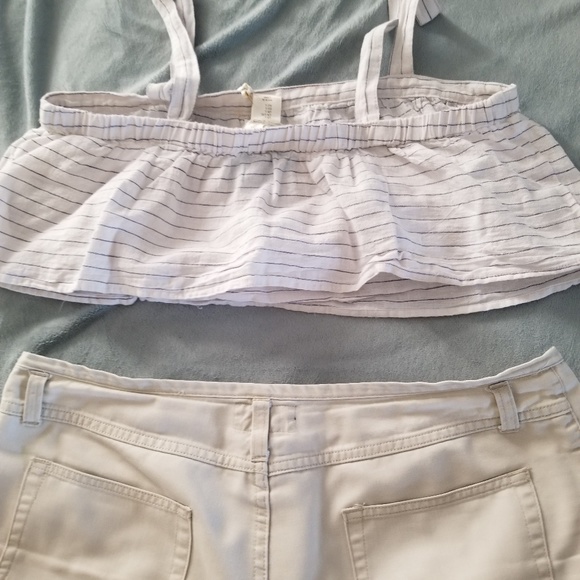 Linen and Cotton  Crop Top - Picture 2 of 3